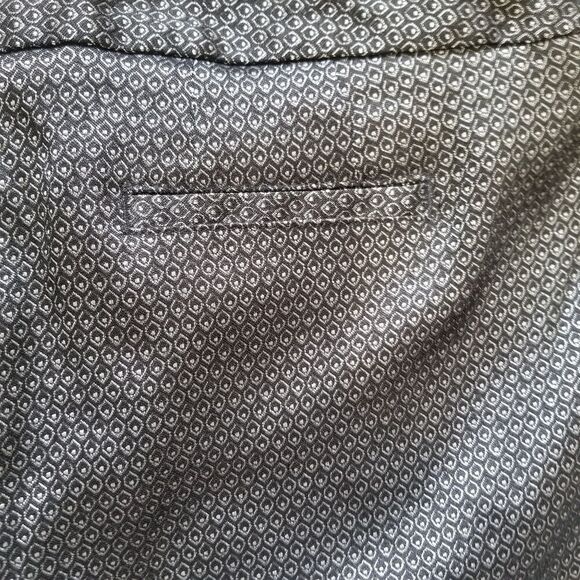 Worthington Silver and Black Print Ankle Pants 14 - Picture 7 of 7